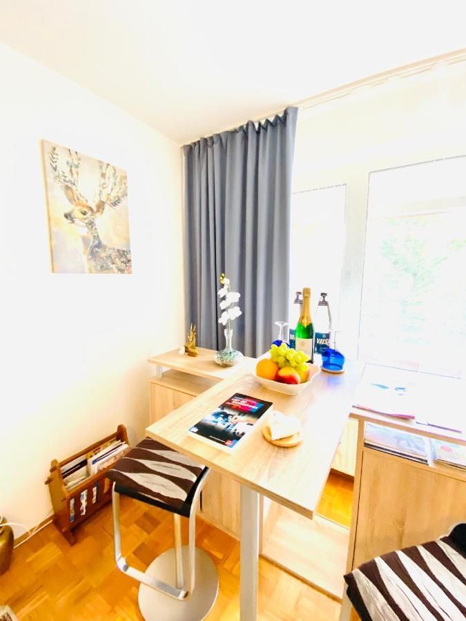 Apartment Welcome To Messe! Two-bedroom Smartapartment &balcony Hannover